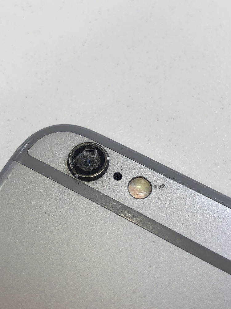 Iphone6の外カメラ 外カメラレンズの修理です ２つ交換してるハズなのにこの値段ってマジ Iphone 修理を北九州でお探しの方ならスマップル北九州小倉店