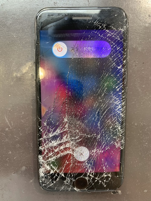 iPhone8　ガラス修理　ガラス交換　