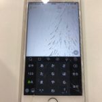 液晶が割れたアイフォンも、スマップル北九州小倉店ならすぐ修理します！
