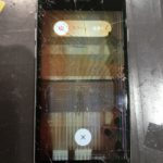 iPhone6Sの画面に縦線！？液晶不良の修理ならスマップル北九州小倉店へお任せください！