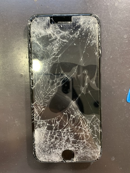 iPhone8Plus　ガラス交換　ガラス修理