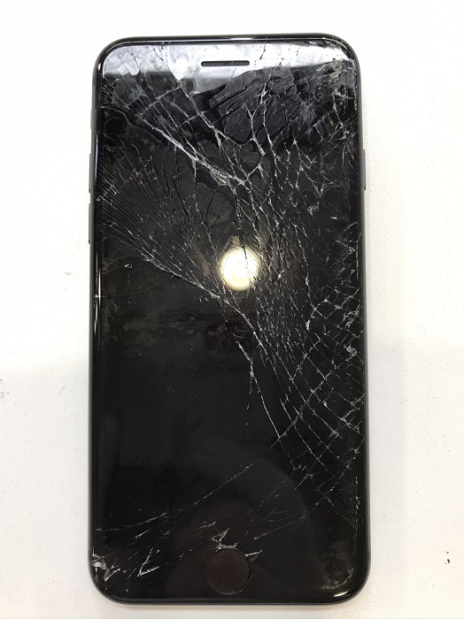 iPhone7　アイホン7　アイフォーン7　修理画面　小倉　画面がつかない　画面修理　画面交換　北九州