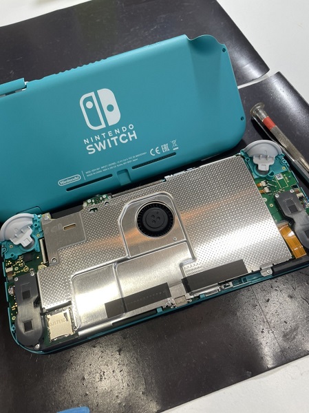 Nintendo Switch Lite　スイッチ　ライト　修理　コントローラー　スティック　交換　修理　小倉　福岡　北九州