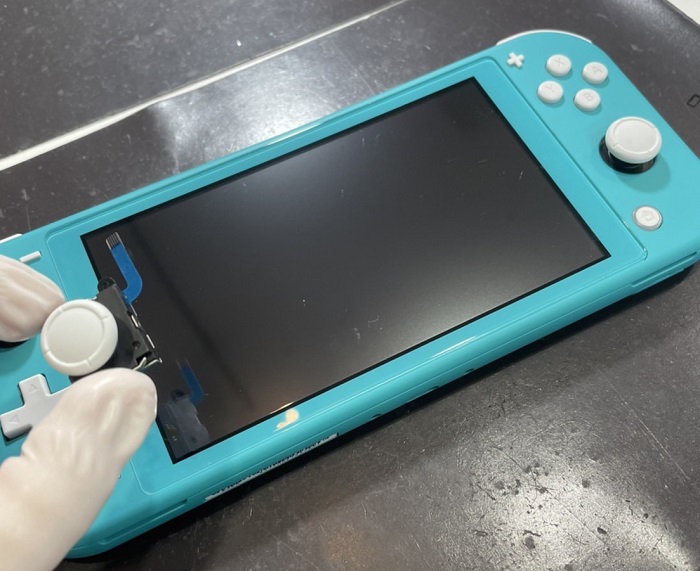スイッチ　Switch　Nintendo Switch　修理　コントローラー　スティック　動かない　勝手に動く　交換　北九州　小倉