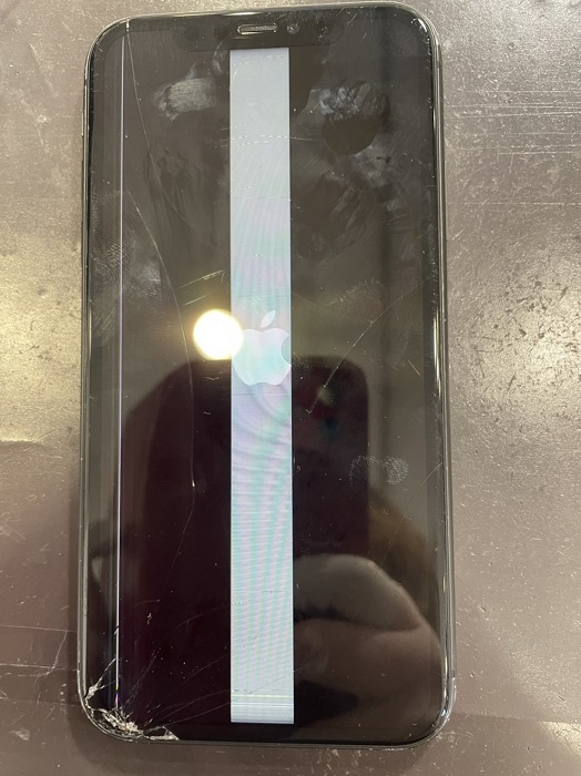 iPhone 11　アイホン　画面修理
