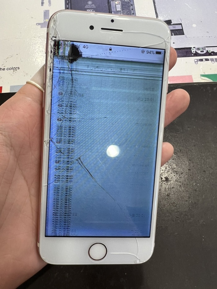 iPhone7　画面破損