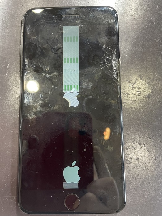 iPhone 8Plus　液晶　不具合