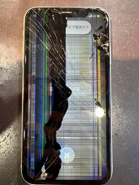 iPhone11液漏れ修理