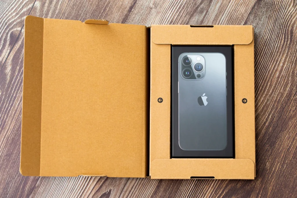 iPhoneを郵送 宅配修理をしているスマップル小倉店