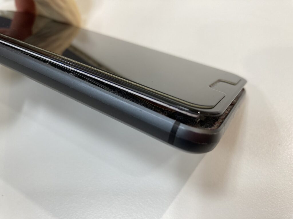 AQUOS sense3 basic 画面が浮いてきた